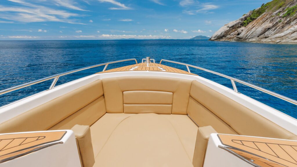 Speedboat 32 FT