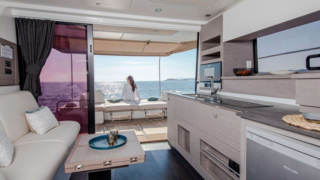Fountaine Pajot 40