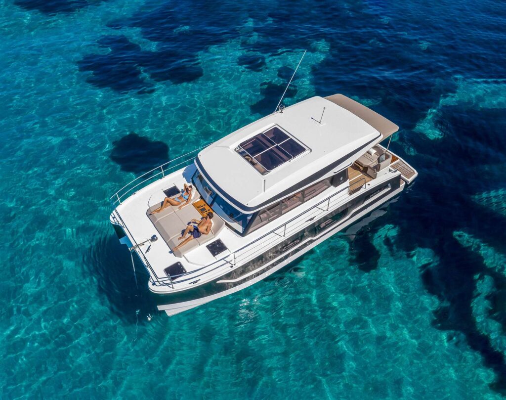 Fountaine Pajot 40